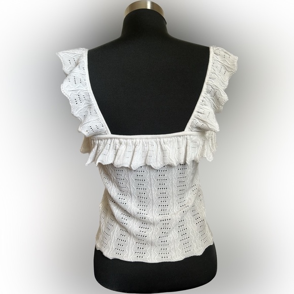 🔴SOLD🔴 Guess Women’s White Knit Cropped Tank  Size Medium - Picture 2 of 5